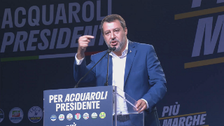 Salvini ad Ancona: “Taser alla polizia locale e nuovo decreto immigrazione"